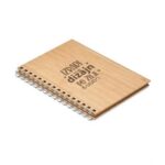 Personalizirana A5 bilježnica od bambusa s gravurom po želji