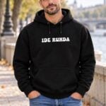 Crna muška hudica s bijelim natpisom Ide runda