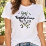 Bijela ženska majica s natpisom „Najbolja kuma na svijetu”