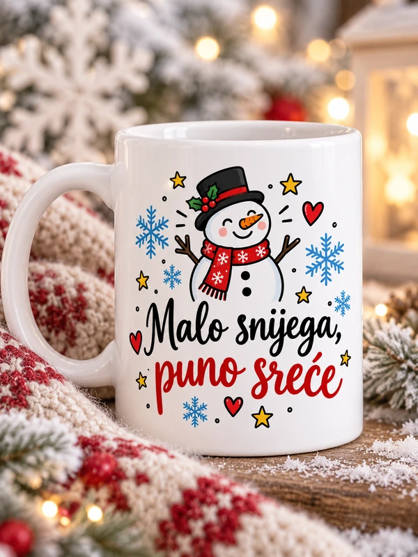 malo-snijega-puno-sreće Bijela šalica s natpisom Malo snijega, puno sreće i snjegovićem